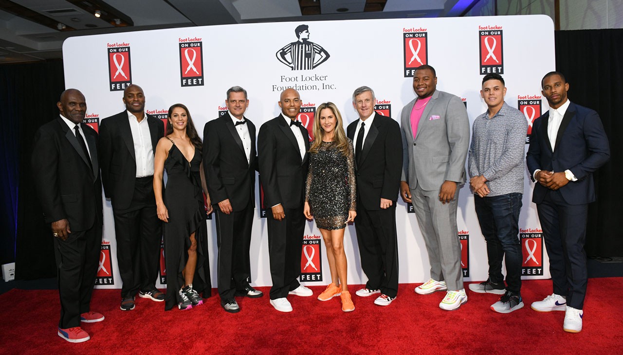 victor cruz foot locker
